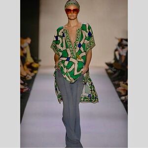 Diane Von Furstenberg silk green & blue geometric print kimono caftan dress sz 6